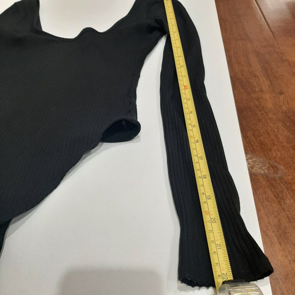 Wilfred Aritzia quiet luxury ribbed long sleeved balletcore bodycon bodysuit top - Picture 15 of 15